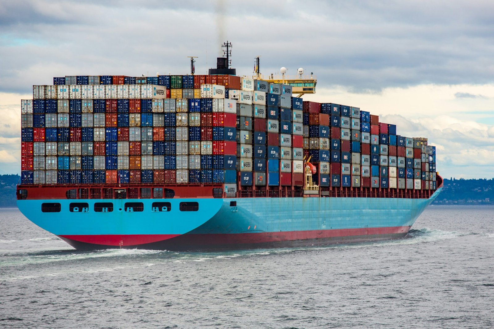 Beyond the Escalation: How an AI Politician Views the Great Tariff War